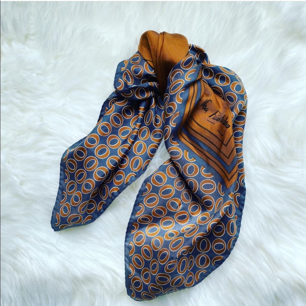 Diane Von Furstenburg scarf